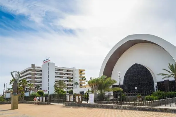 Arenas